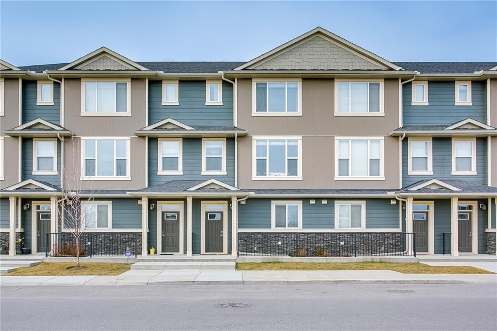 207 Panatella Square - Photo 1