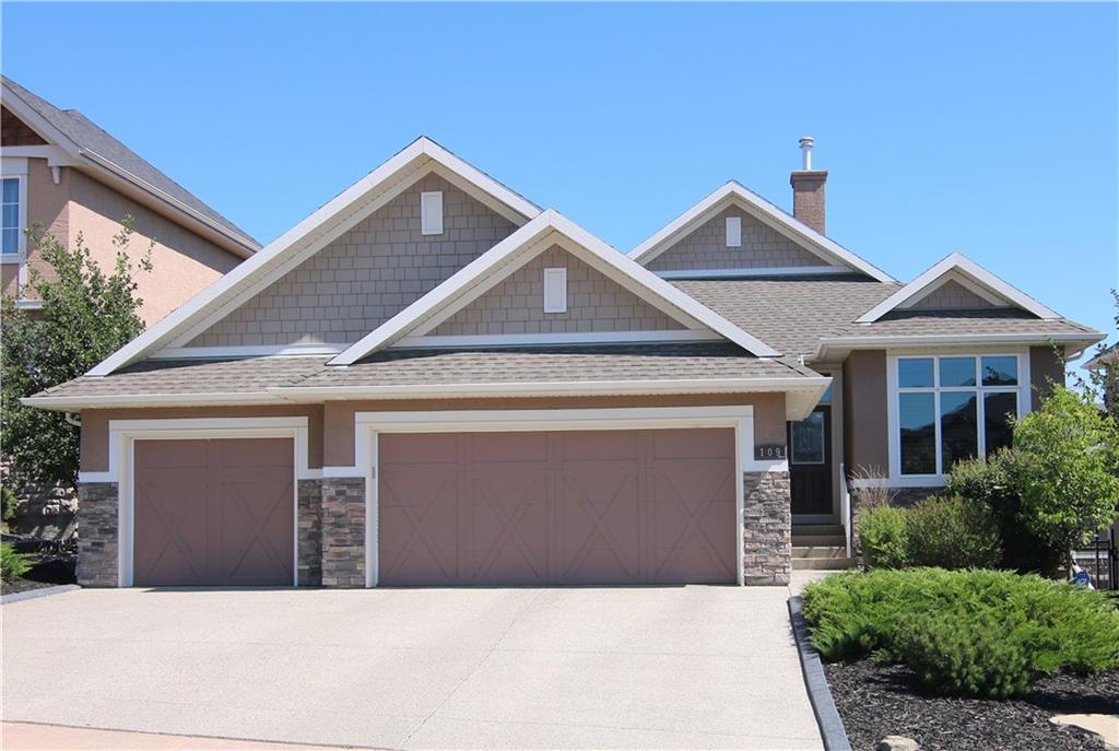109 Stonemere Close - Photo 1