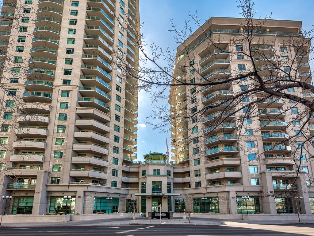 1121 6 Avenue - Photo 1