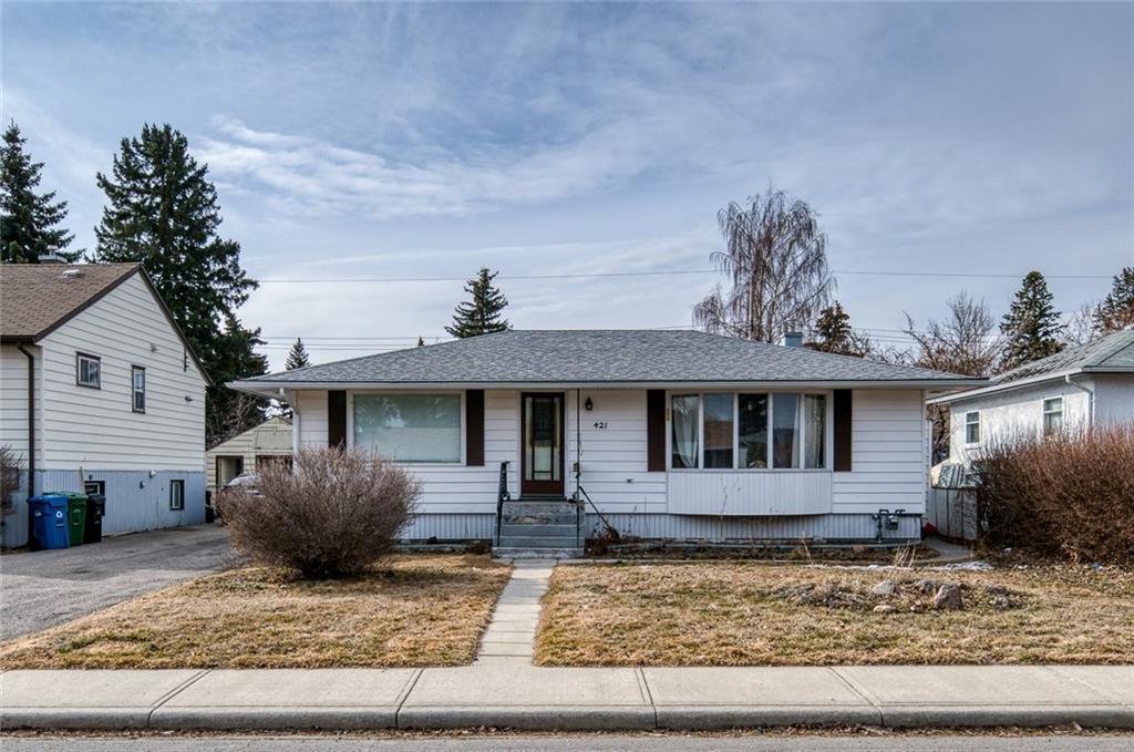 421 37 Avenue - Photo 1