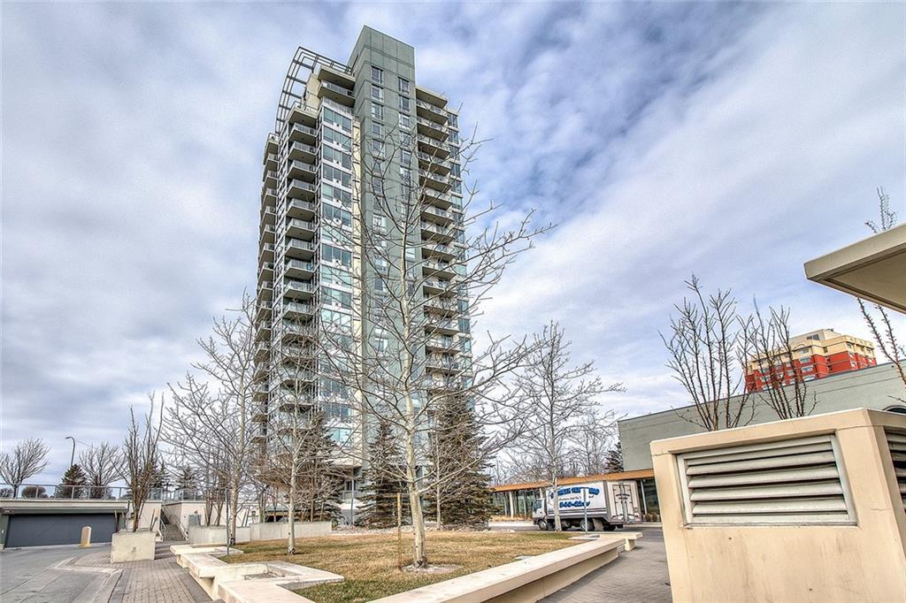 55 Spruce Place - Photo 1