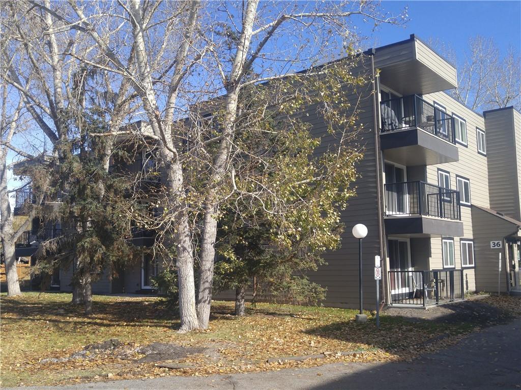 36 Glenbrook Crescent - Photo 1