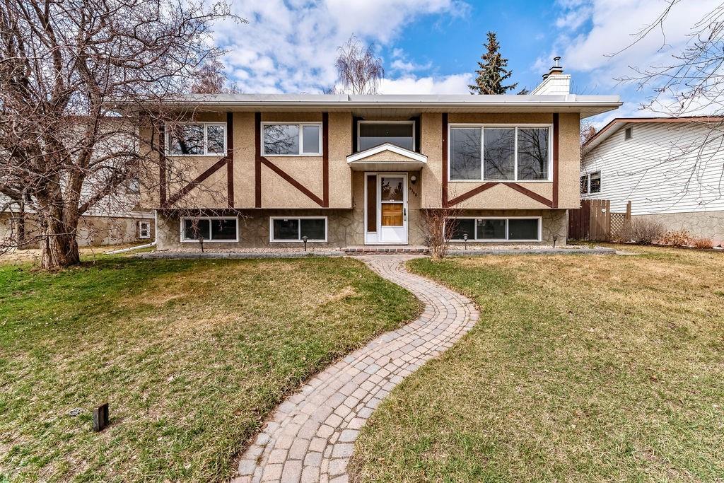 6360 Pineridge Road - Photo 1