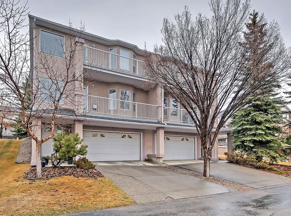 305 Sierra Morena Green - Photo 1