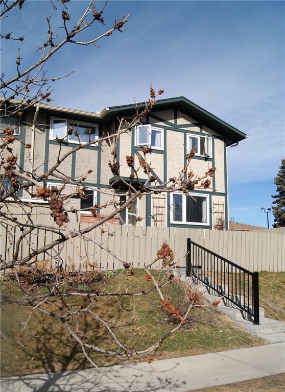 203 Lynnview Road - Photo 1