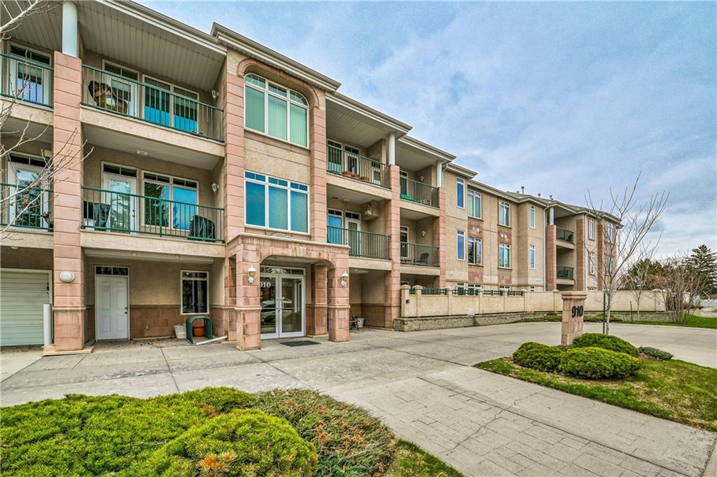 910 70 Avenue - Photo 1
