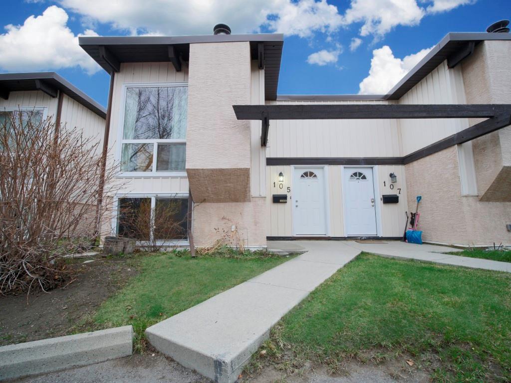 105 Oaktree Lane - Photo 1