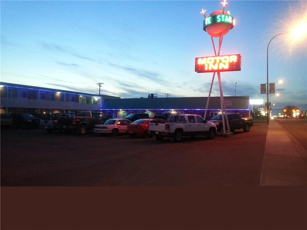 813 2 Street - Photo 1