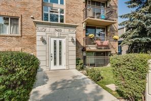1420 Memorial Drive - Photo 1