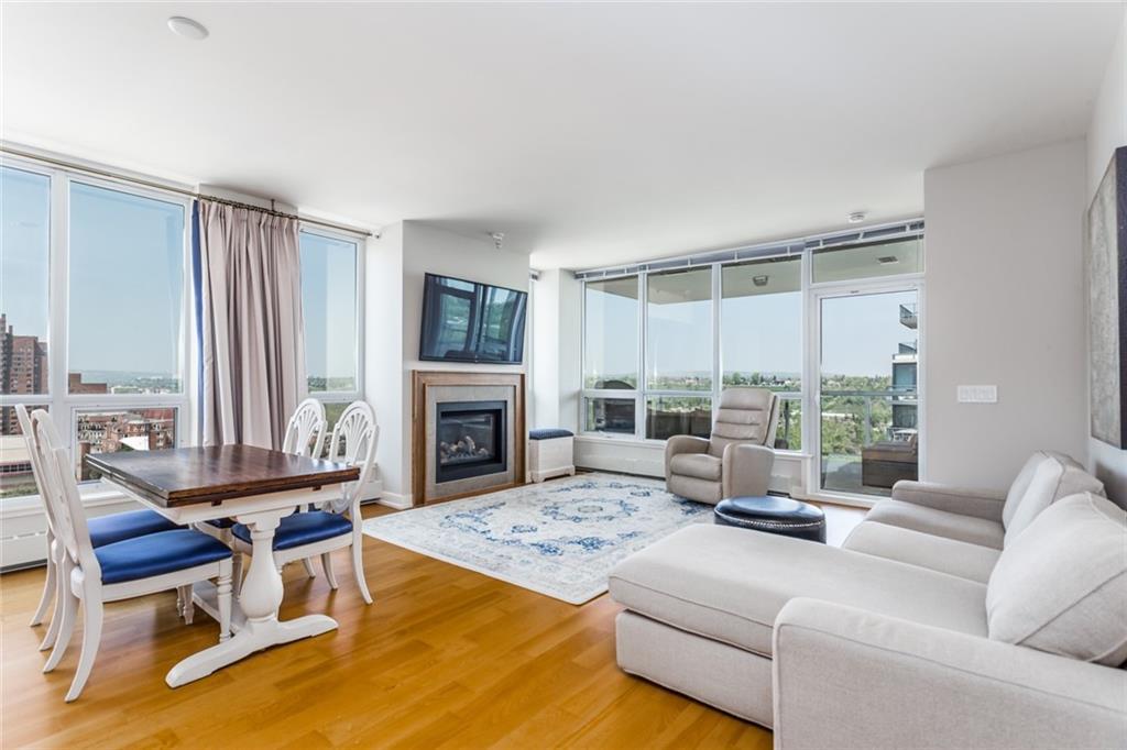 222 Riverfront Avenue - Photo 1