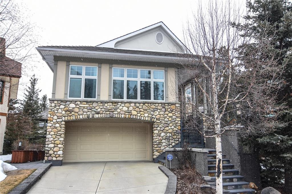 107 Lougheed Circle - Photo 1