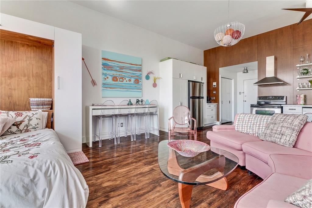 812 8 Street - Photo 1