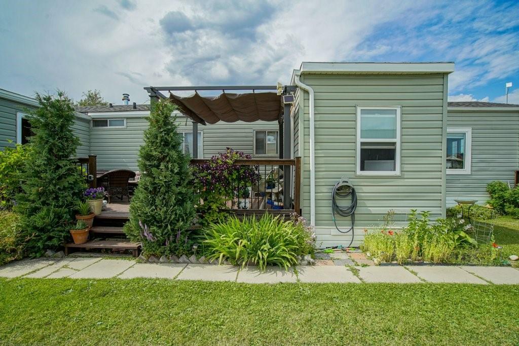 6220 17 Avenue - Photo 1