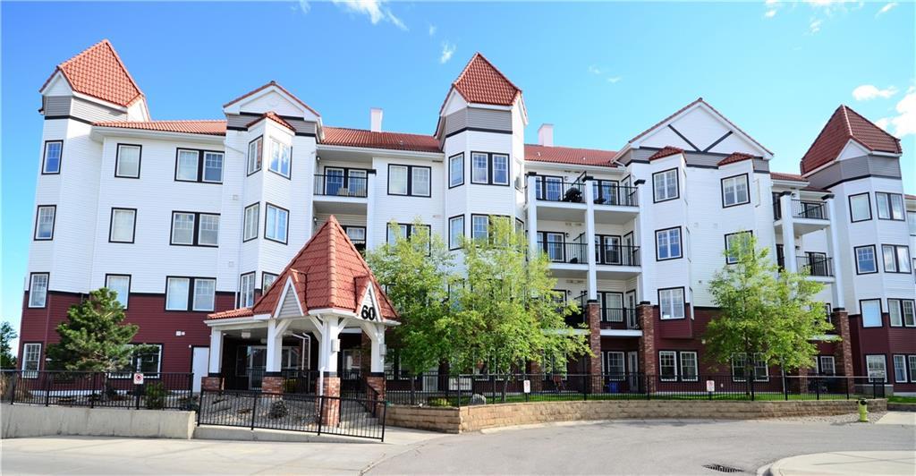 60 Royal Oak Plaza - Photo 1