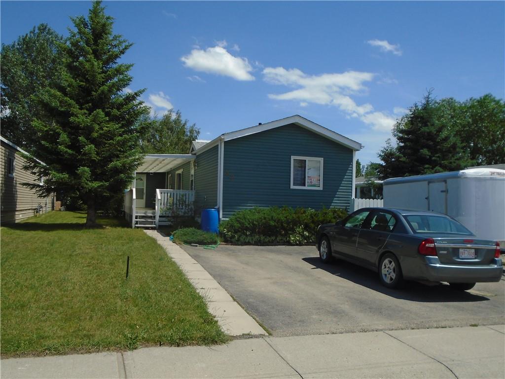 52 Westover Crescent - Photo 1
