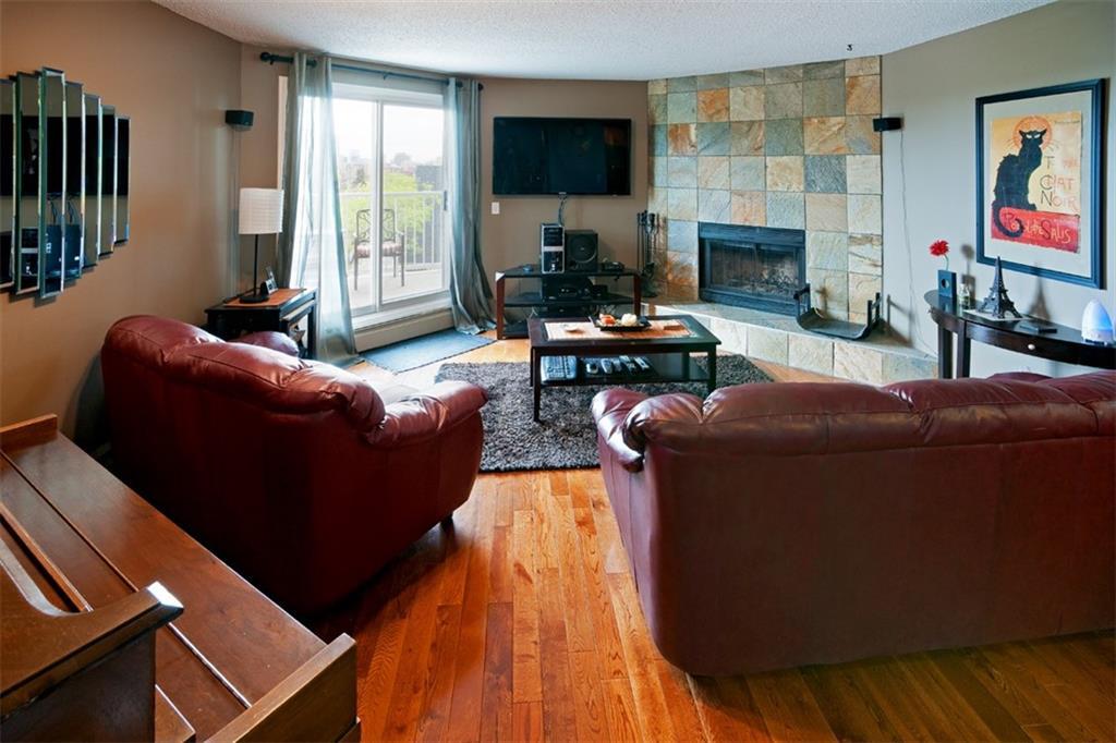 1919 17 Avenue - Photo 1