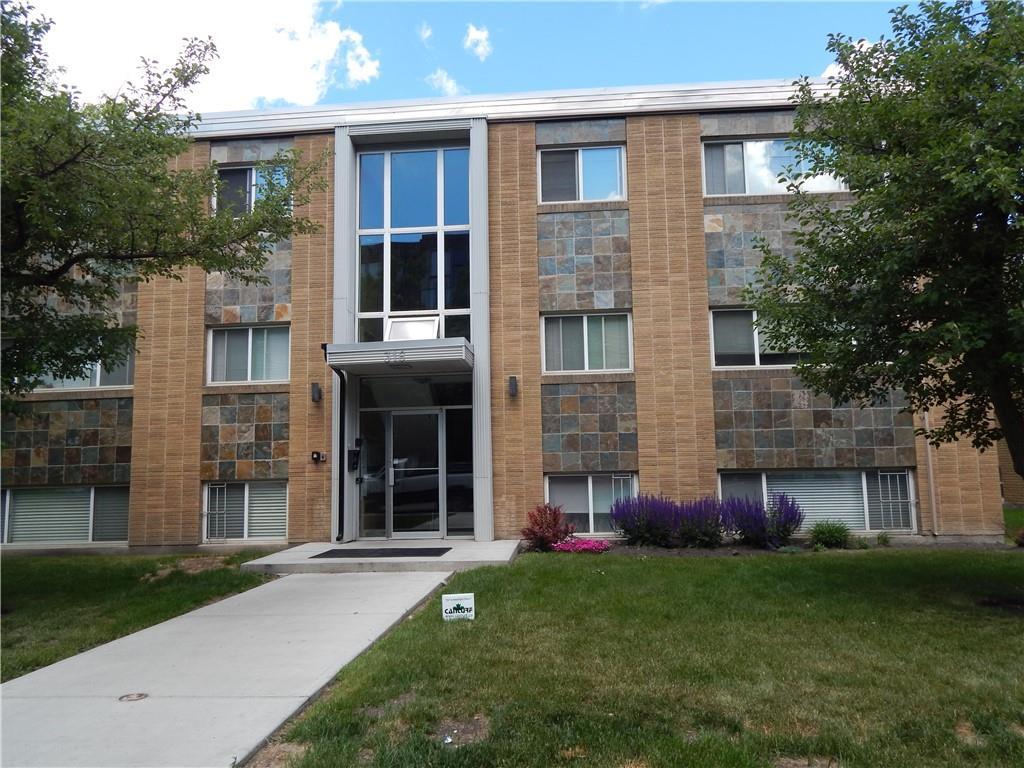 316 22 Avenue - Photo 1
