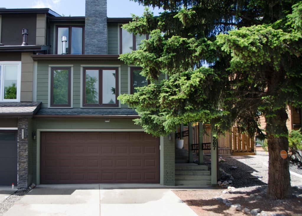 207 37 Street - Photo 1
