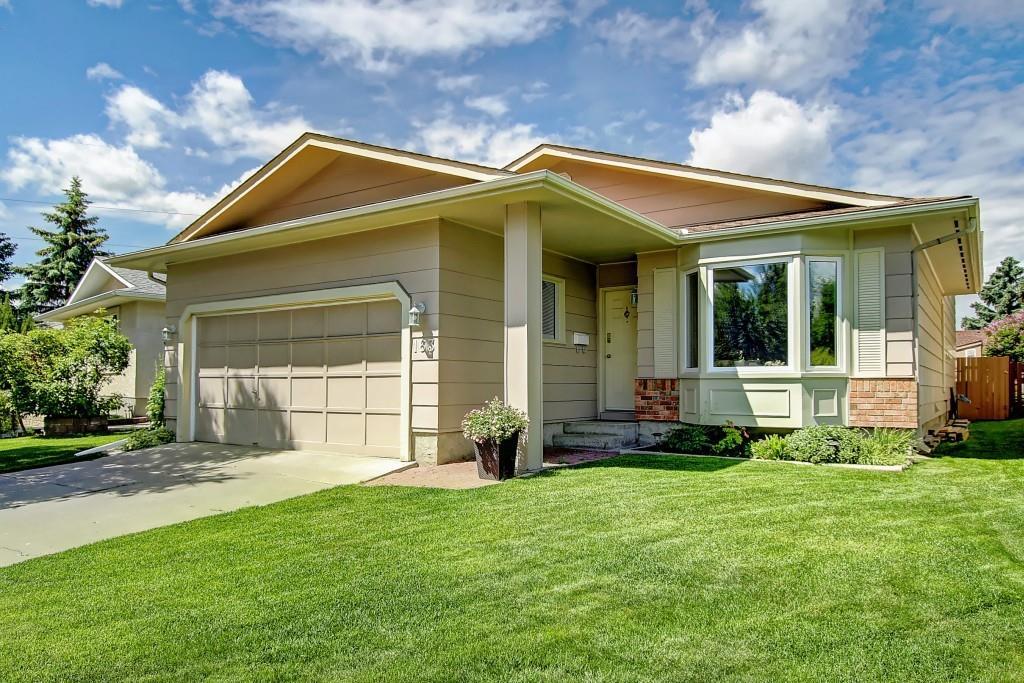 163 Sunmount Bay - Photo 1