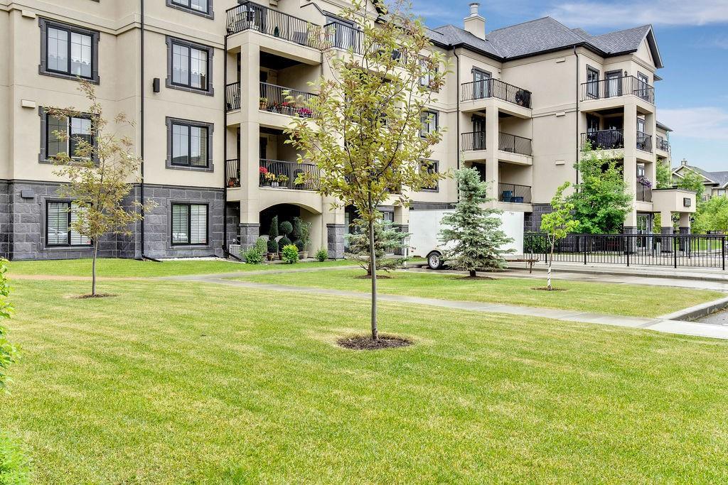 310 Mckenzie Towne Gate - Photo 1
