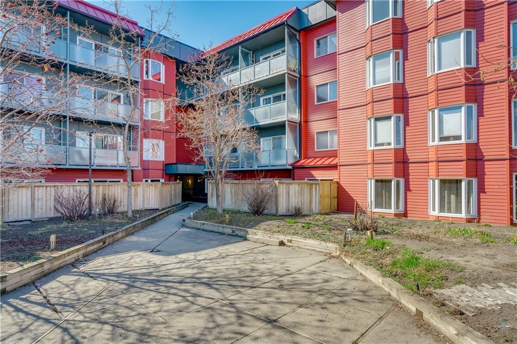 333 Garry Crescent - Photo 1
