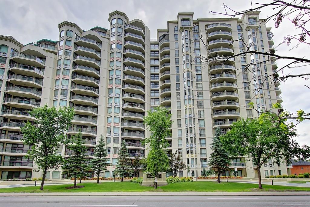 1108 6 Avenue - Photo 1