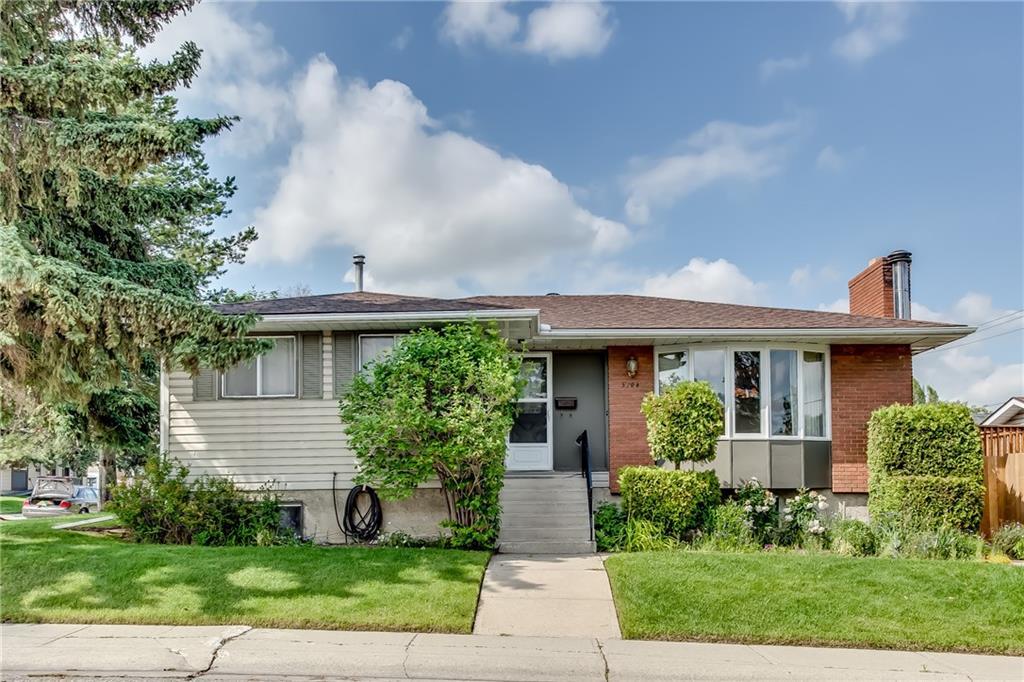 5704 Pinepoint Drive - Photo 1