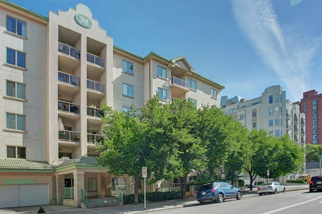 114 15 Avenue - Photo 1