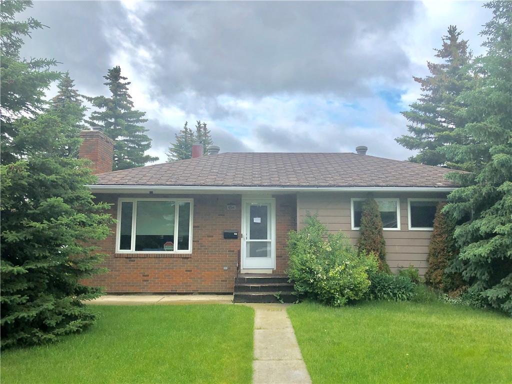 4564 41 Avenue - Photo 1