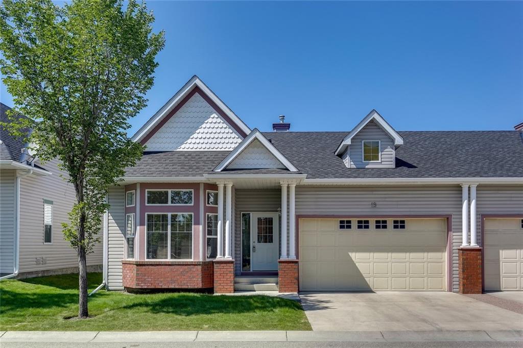 19 Prestwick Pond Terrace - Photo 1
