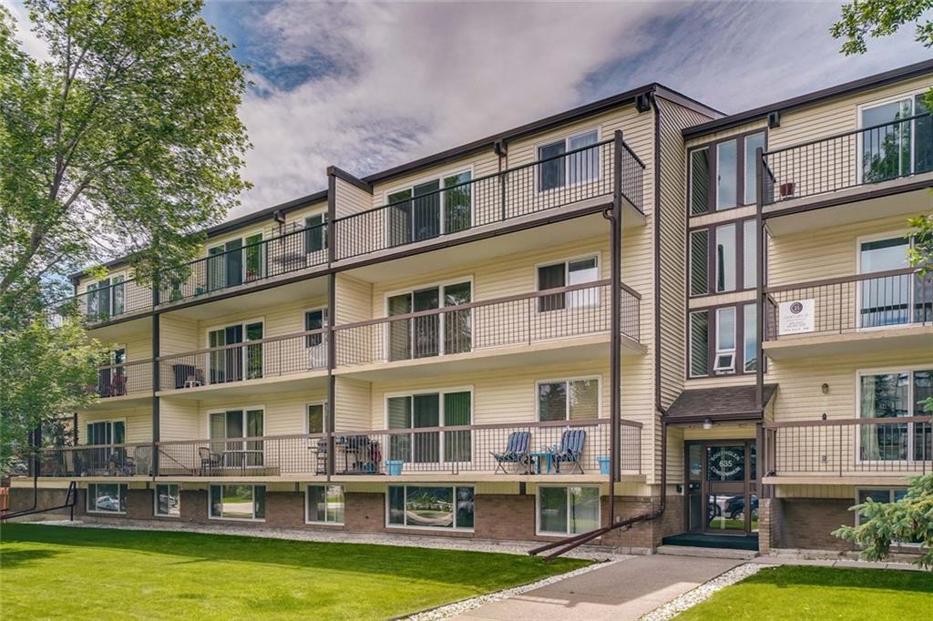 635 56 Avenue - Photo 1