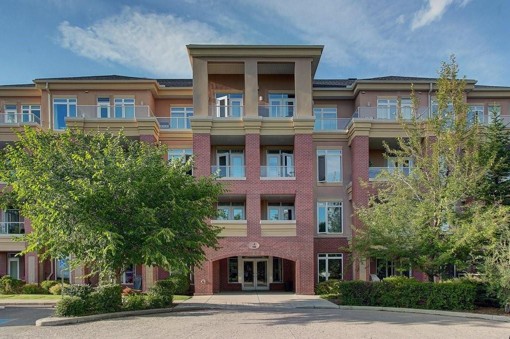 10 Hemlock Crescent - Photo 1