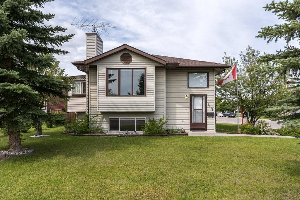 1001 11 Street - Photo 1