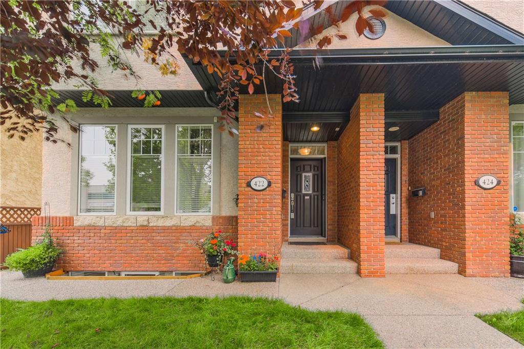 422 9 Avenue - Photo 1