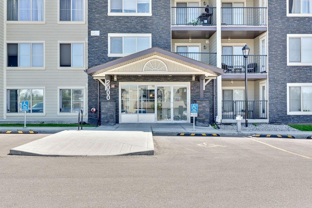 625 Glenbow Drive - Photo 1