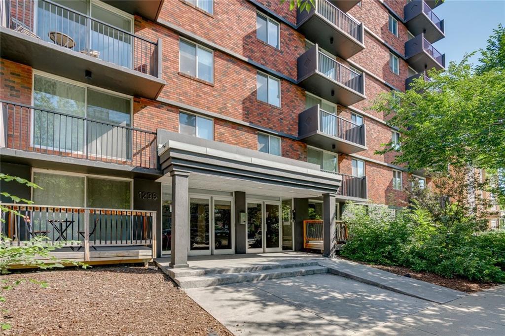 1236 15 Avenue - Photo 1