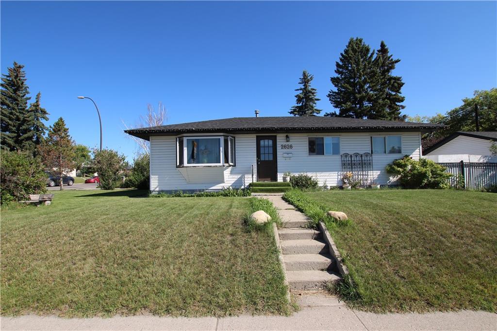 2626 44 Street - Photo 1