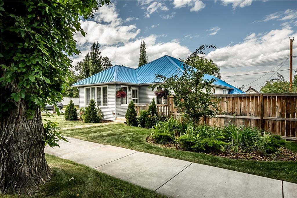 302 4 Avenue - Photo 1