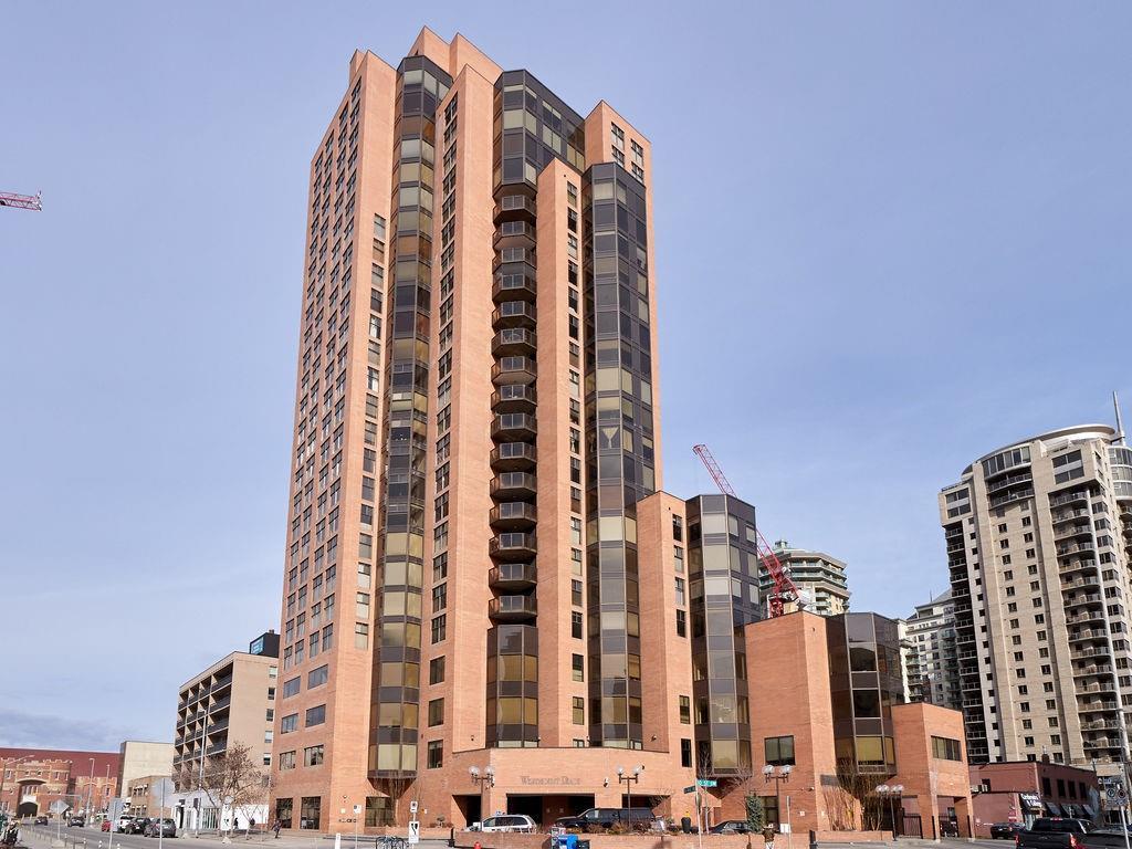 1100 8 Avenue - Photo 1