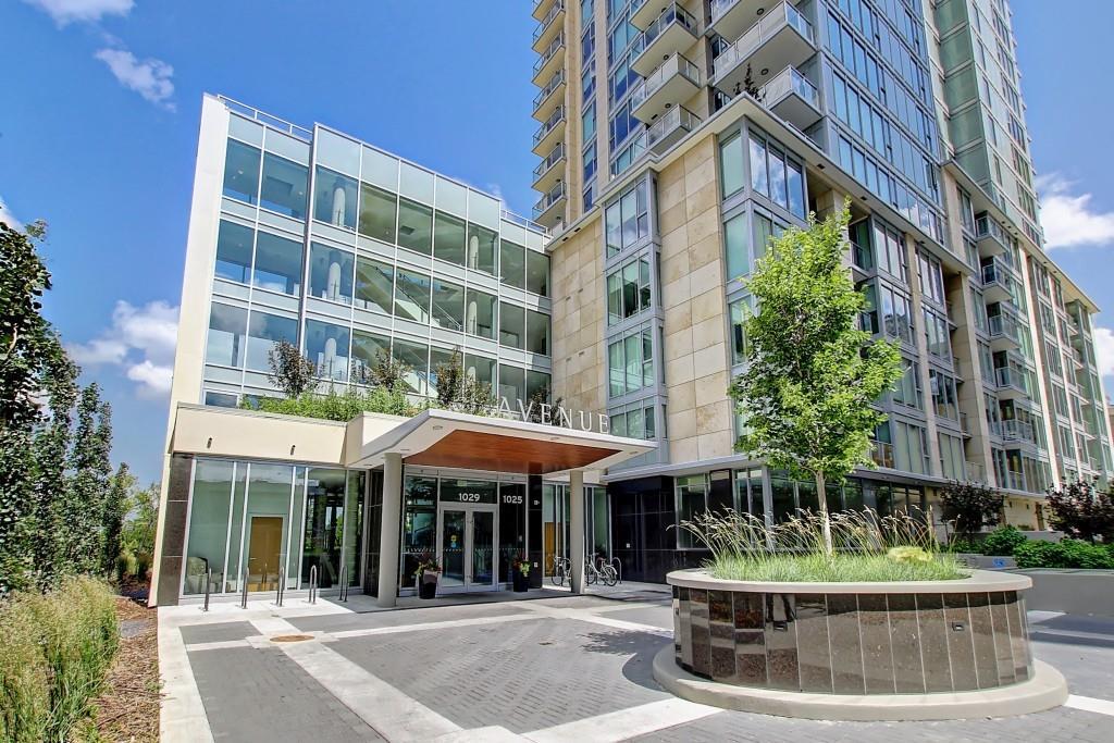 1025 5 Avenue - Photo 1