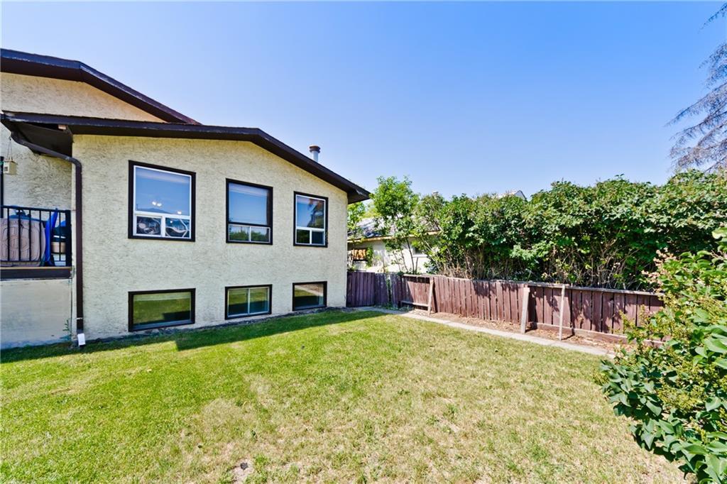 4827 Bowness Road - Photo 1