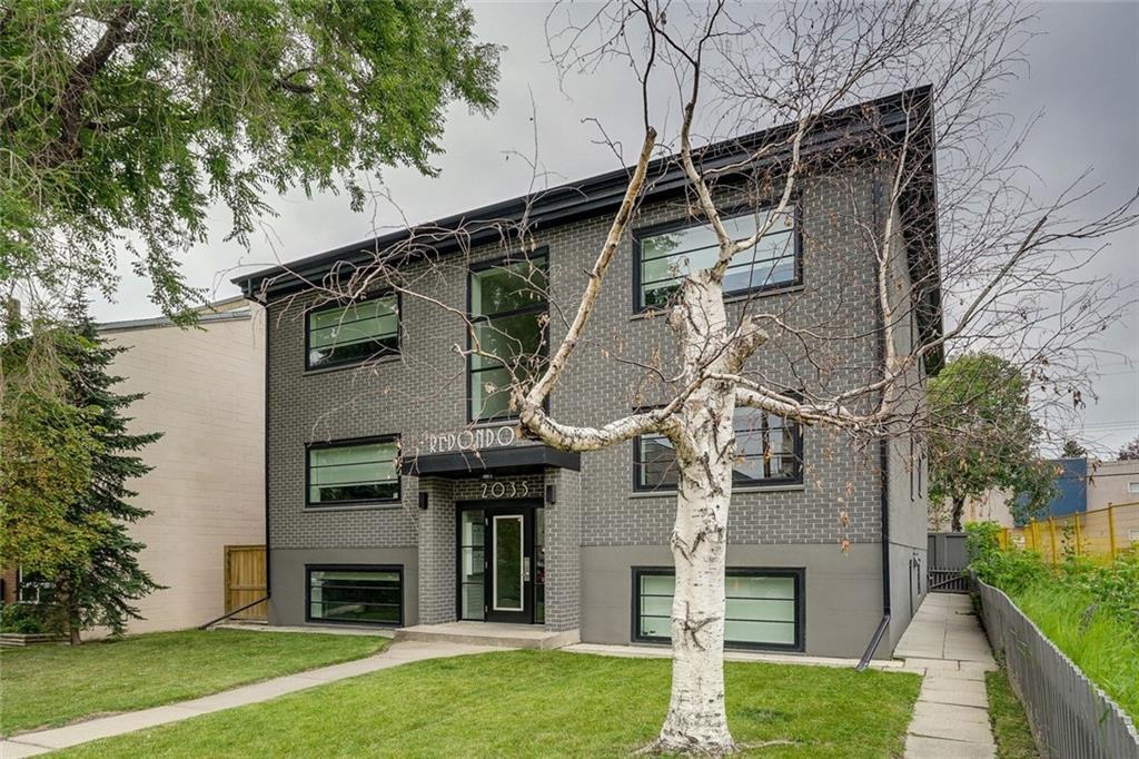 2035 34 Avenue - Photo 1
