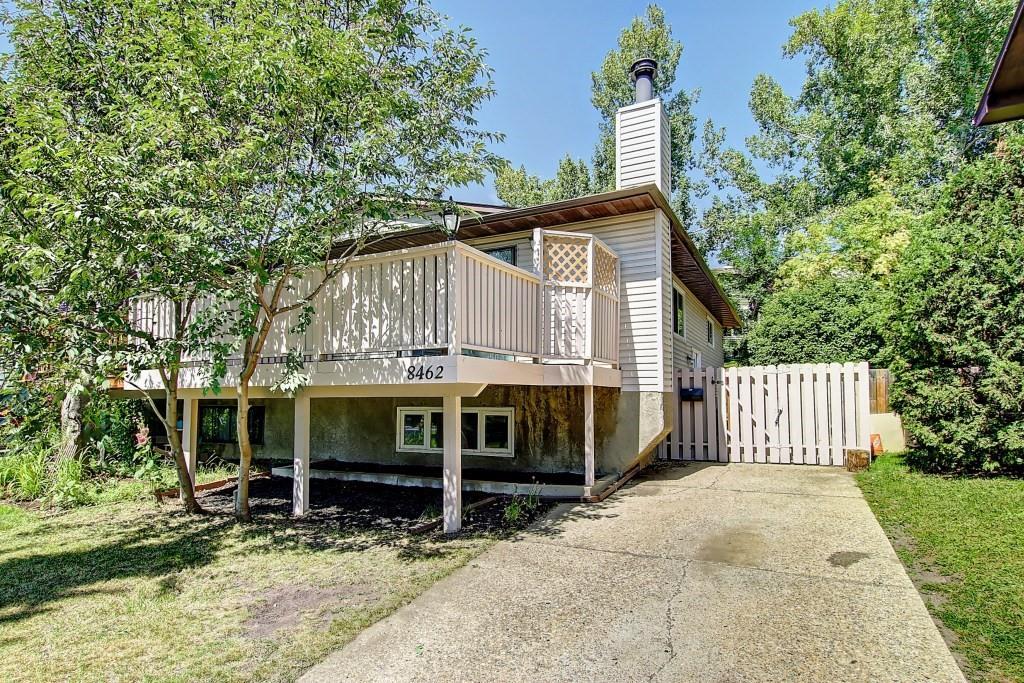 8462 62 Avenue - Photo 1