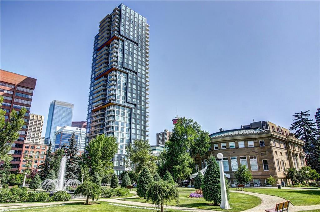 310 12 Avenue - Photo 1