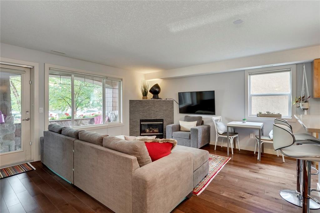 1925 25 Street - Photo 1
