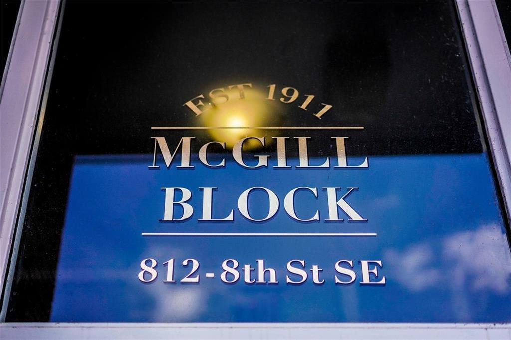 812 8 Street - Photo 1