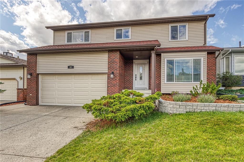43 Edgebyne Crescent - Photo 1