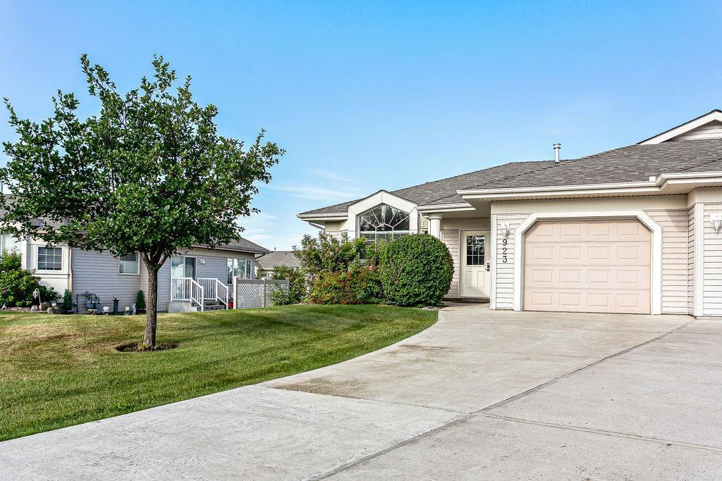 923 Nativity Bay - Photo 1