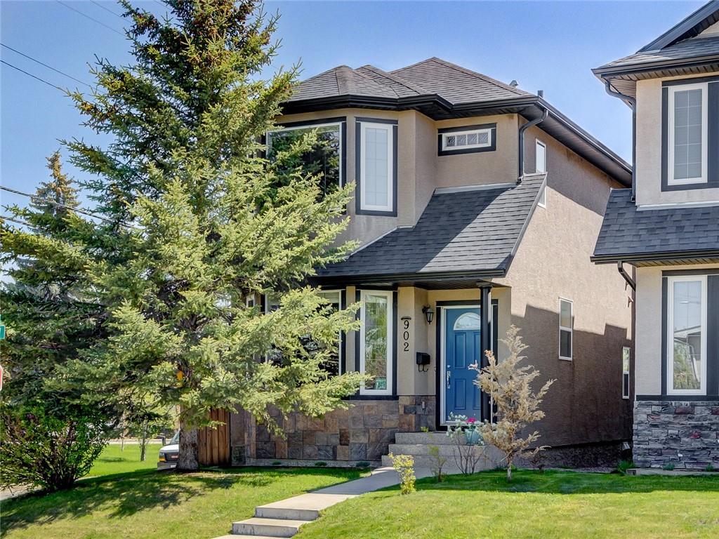 902 40 Street - Photo 1