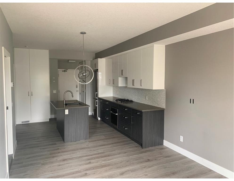 1521 26 Avenue - Photo 1